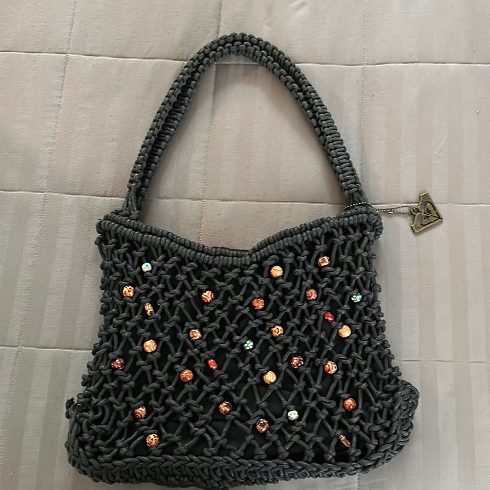 Cute ROXY beaded woven bag/purse. Good condition. 💕